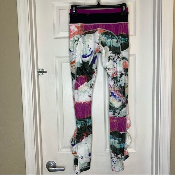 Lululemon Speed Tight III *All Full-On Luxtreme Pigment Wave Multi Plum Size 4 - Picture 6 of 9